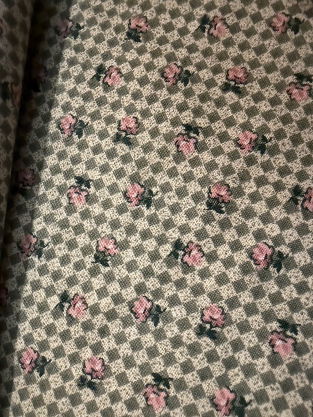 Vintage Green Checkboard with Roses Print Fabric